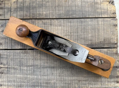 Herramienta de carpintería manual plano bloque liso Winchester #3045 perilla baja - ANTIGUA Y FINA Foto 1 de 4