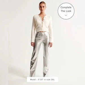 Neu mit Etikett Abercrombie & Fitch Kunstlederhose silber gerades Bein 90er hoher Bund 26 - Bild 1 von 10