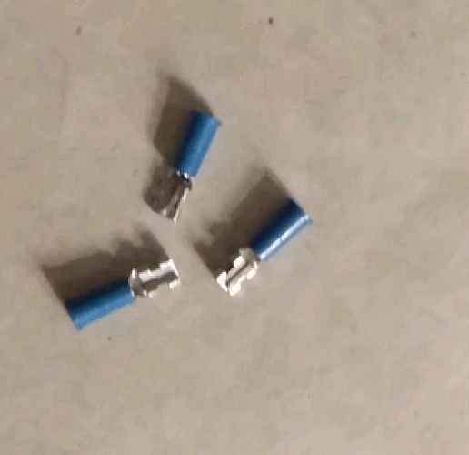 FEMALE DISCONNECT 16-14 AWG BLUE VINYL .187" MADE IN USA  100/BAG 3M-94817 - NEW - Image 1 of 2