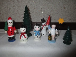 weihnachtliche Holzfiguren, Schneemann, Weihnachtsmann, Engel, bunt, 7 teilig - Bild 1 von 3