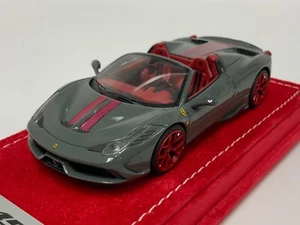 1/43 Looksmart Ferrari 458 Speciale A Grigio Medio mit roten Rädern und Streifen - Bild 1 von 7
