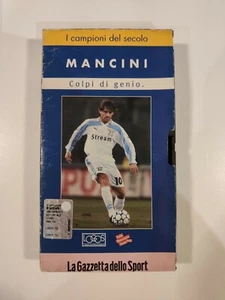 MANCINI COLPI DI GENIO - VHS LA GAZZETTA DELLO SPORT I CAMPIONI DEL SECOLO *RARA - Foto 1 di 2