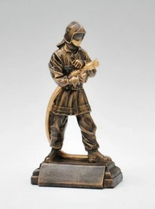 Figur Feuerwehrmann 24 cm mit Wunschgravur  Auszeichnung  !!! - Bild 1 von 1