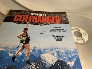 Cliffhanger Laserdisc Deluxe Widescreen Version - Picture 1 of 6