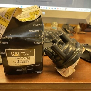 GENUINE CATERPILLAR CAT 91H20-04680 Distributor Cap *FREE SHIPPING* - Picture 1 of 1