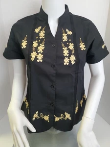Mexikanisches Guayabera schwarzes Damenhemd mit Blumenmuster XS kleine Knopfleiste vorne Tasche - Bild 1 von 16