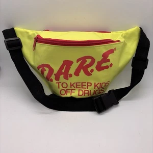 Tipsy Elves DARE Neon Retro Bauchtasche Gürteltasche verstellbarer Riemen gelb pink - Bild 1 von 10