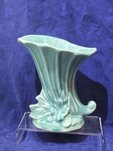 Vintage McCoy Cornucopia Vase, Aqua Leaf And Berry - Old And Beautiful - Picture 1 of 21
