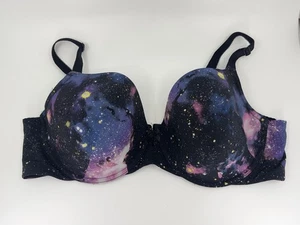 Sujetador con aros estampado Torrid Curve Galaxy 42CLligeramente forrado moldeado - Imagen 1 de 4