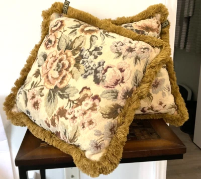 Set of 2 borgata Square floral Tapestry pillows 2 sided 16" - Image 1 of 4