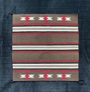 Navajo Ganado Rug ~ 30x30 ~ vintage - Picture 1 of 4