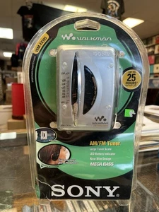 Sony Walkman Sellado WM-FX195 Radio Cassette Mega Bajo Un Walkman Raro NUEVO - Imagen 1 de 6