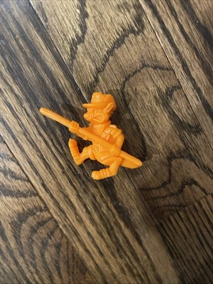 Vintage TMNT Walkabout Accessory Kid Kangie Action Figure 1991 - Image 1 of 2