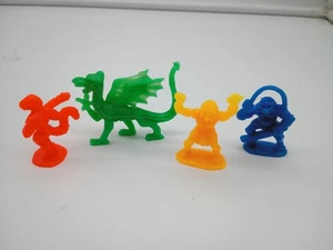 Lote de 4 figuras de fantasía de plástico vintage ARCO Dragons 'N Monsters A D&D C - Imagen 1 de 6