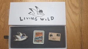 Hirono Living Wild - The Wandering Highway Abzeichen Set - Bild 1 von 3