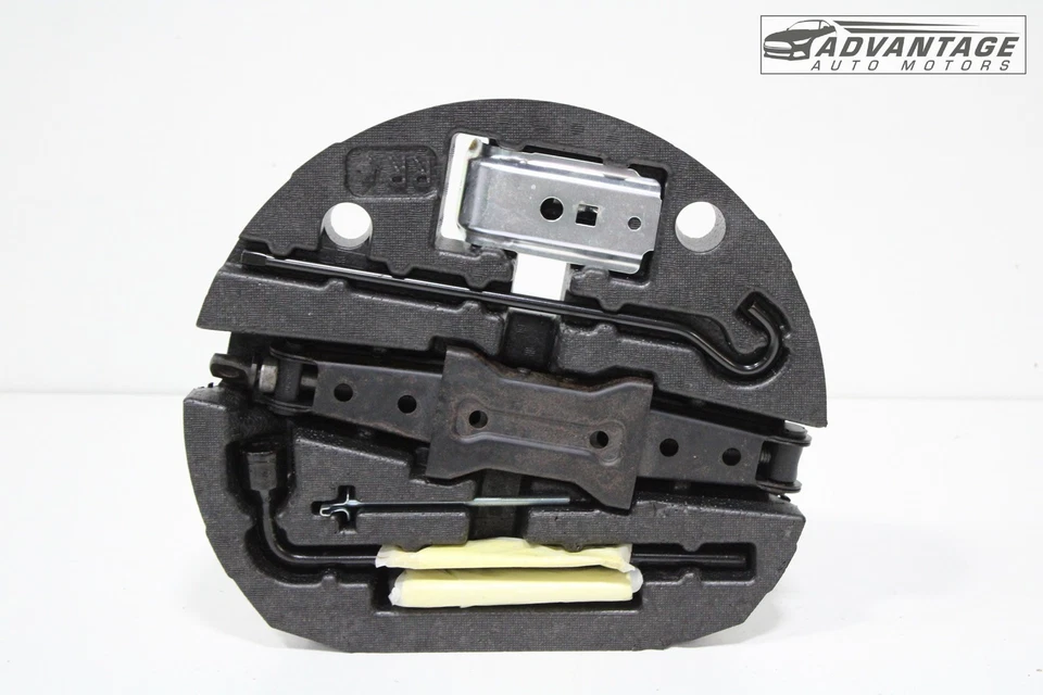 Honda Odyssey 2011-2024 Emergencia Rueda de repuesto Gato Herramientas con soporte Caja Set OEM Foto 1 de 4