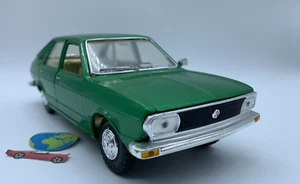 Gama VW Passat TS, modello scala (1:24 - 1:25), vintage (2082) - Foto 1 di 6