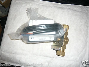 DANFOSS 2 PORT VENTIL 22MM 4 DRAHT KOPF 087N6579 & HP22 VENTILGEHÄUSE  - Bild 1 von 1