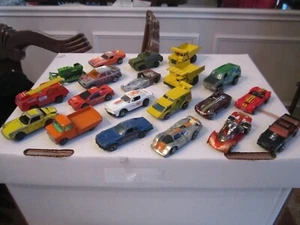 49 VINTAGE DRUCKGUSS AUTOS - HOT WHEELS & MEHR IN MEDIUM FLATRATE BOX - Bild 1 von 11