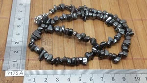 Collier baroque chips HEMATITE 45 cm long mineraux lithotherapie reiki - Picture 1 of 1