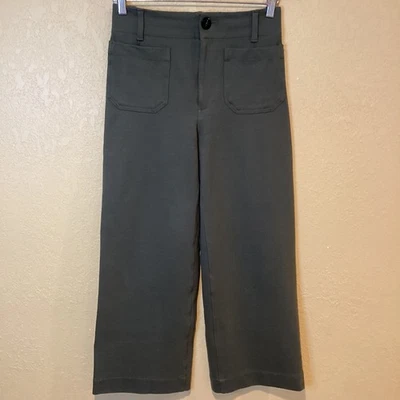 Pantalones cortos de pierna ancha Maeve The Colette de punto de Maeve, verde oliva, talla 26 Foto 1 de 4