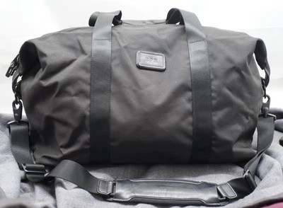 Bolso de viaje TUMI Alpha grande suave bolso de lona negro balístico 18x8x15 Foto 1 de 4