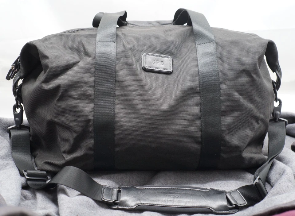 Bolso de viaje TUMI Alpha grande suave bolso de lona negro balístico 18x8x15 Foto 1 de 4
