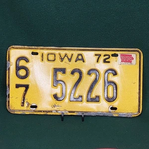 Iowa 1970's License Plate HAWKEYE STATE Unrestored 1974 #67-5226 - Picture 1 of 19