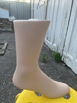 Maniquí de pie de exhibición de calcetines forma de zapato tienda RPM M 32 tobillera joyería tatuaje de colección Foto 1 de 4