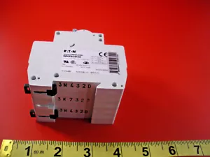 Martello Taglierina WMZS3D32 Interruttore 3 Poli 32a 5kA 277vac 32 Amp Eaton Nnb - Foto 1 di 3