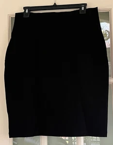 Eileen Fisher schwarzer kurzer Rock mit Umschlag, waschbar Stretchkrepp, Größe M, neu - Bild 1 von 6