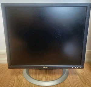 Dell UltraSharp 1905FP 19" LCD Monitor with USB Hub - Picture 1 of 10