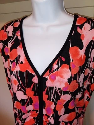 Chaus New York Top Blouse Size L Floral V-neck Sleeveless Rouched - Image 1 of 4