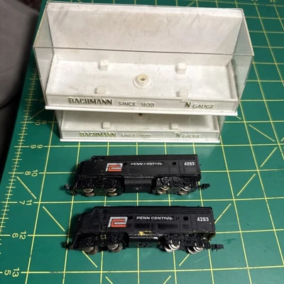 Locomotora diésel BACHMANN N Scale EMD F9 4640 4660 PENN CAJA CENTRAL Foto 1 de 4