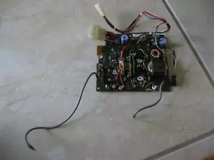 Unità PA ICOM IC-735 in ottime condizioni funzionante come dovrebbe - Foto 1 di 3