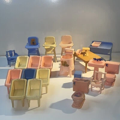 Lote de muebles de hospital vintage para casa de muñecas años 40 cunas Renwal AL5.5 Foto 1 de 4