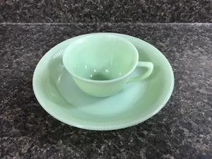 Tazón vintage Fire King Fire-King Jadeita 7 1/2"" y taza de té de 3 3/4"" -- patrón de línea - Imagen 1 de 10