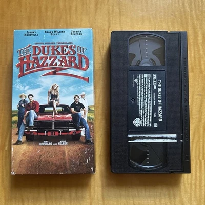 The Dukes of Hazzard 2005 VHS rare late release (Johnny Knoxville Willie Nelson) - Image 1 of 4