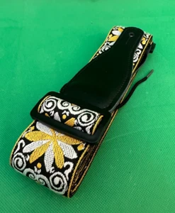 COOME 2" Vintage Jacquard Weave Floral Guitar Strap - Yellow and White Floral - Picture 1 of 4