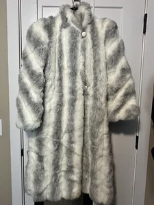 VINTAGE 1980s David Benjamin Faux Fur Coat - Picture 1 of 3