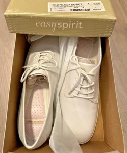 Women’s Size 7.5 Easy Spirit White Casual Shoes Free Easy AntiGravity Cushion 8 - Picture 1 of 5