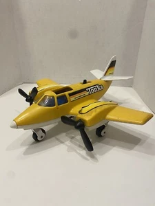 Vintage 1979 Tonka Hand Commander Turbo Prop Airplane Yellow Preowned EUC - Picture 1 of 10