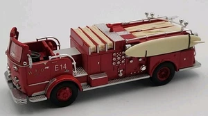 Code 3 Collectibles 12955 Honolulu Fire Department Crown Firecoach E14 1:64 - Picture 1 of 5