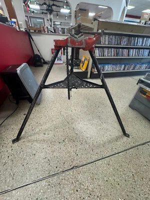 Steel Dragon Tools RIDGID 450 Portable TRISTAND Chain Pipe Vise 40222 1/8" to 5" - Image 1 of 4