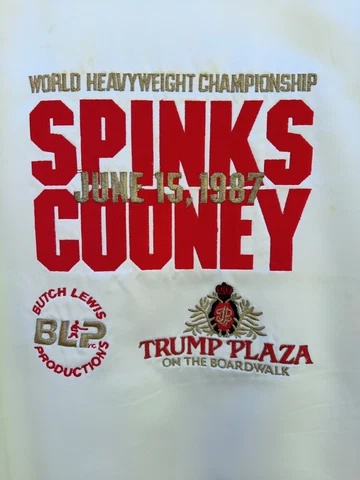 Michael Spinks vs Gerry Cooney Jacket  Fight War at the Shore Trump Plaza 1984 Cover