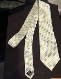 Corbata FERRECCI HECHA A MANO PRIMAVERA MICRO PUNTOS VERDES NO USADA microfibra - Imagen 1 de 16