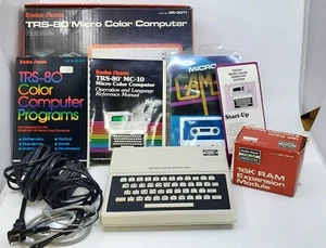 Radio Shack TRS-80 Computer a micro colori MC-10 26-3011 & 16k RAM CONDIZIONI PERFETTE - Foto 1 di 10