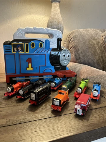 THOMAS FRIENDS TRAIN LOT! ERTL! CARRY CASES! HENRY RUSTY DONALD EDWARD JAMES Cover