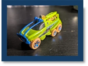 🛞 2011 Hot Wheels XS-IVE – Lime Green 6-Wheeled Diecast Fantasy Car (Loose) - Picture 1 of 8