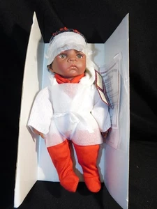 Ashton Drake RealTouch Tiny Miracle Jasmine Puppe von Waltraud Hanl 10 Zoll NRFB - Bild 1 von 5